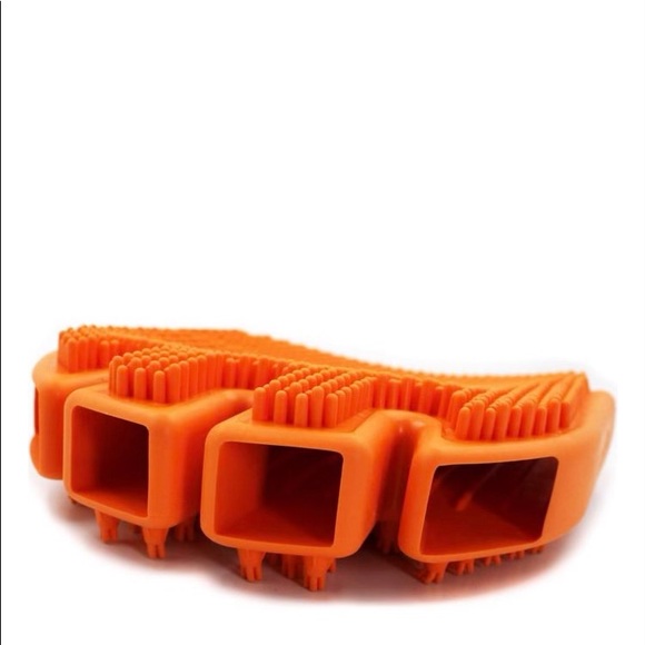 Retriever Palm Pet Grooming Glove - Picture 3 of 9